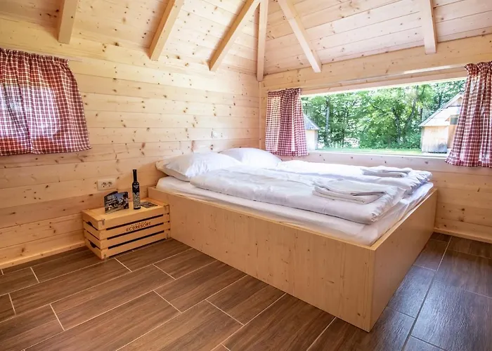 Slovenia Eco 3* Стаховица